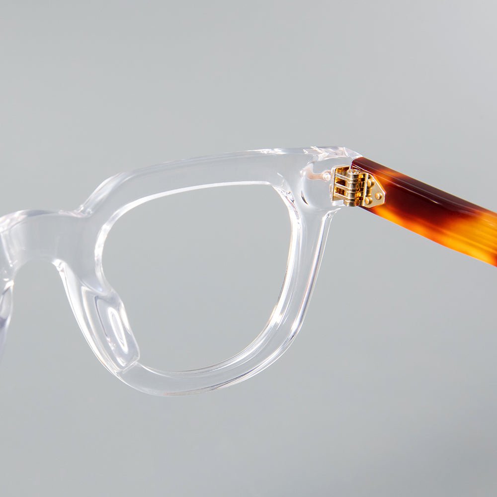 Donahugh-eyeglasses-Trans
